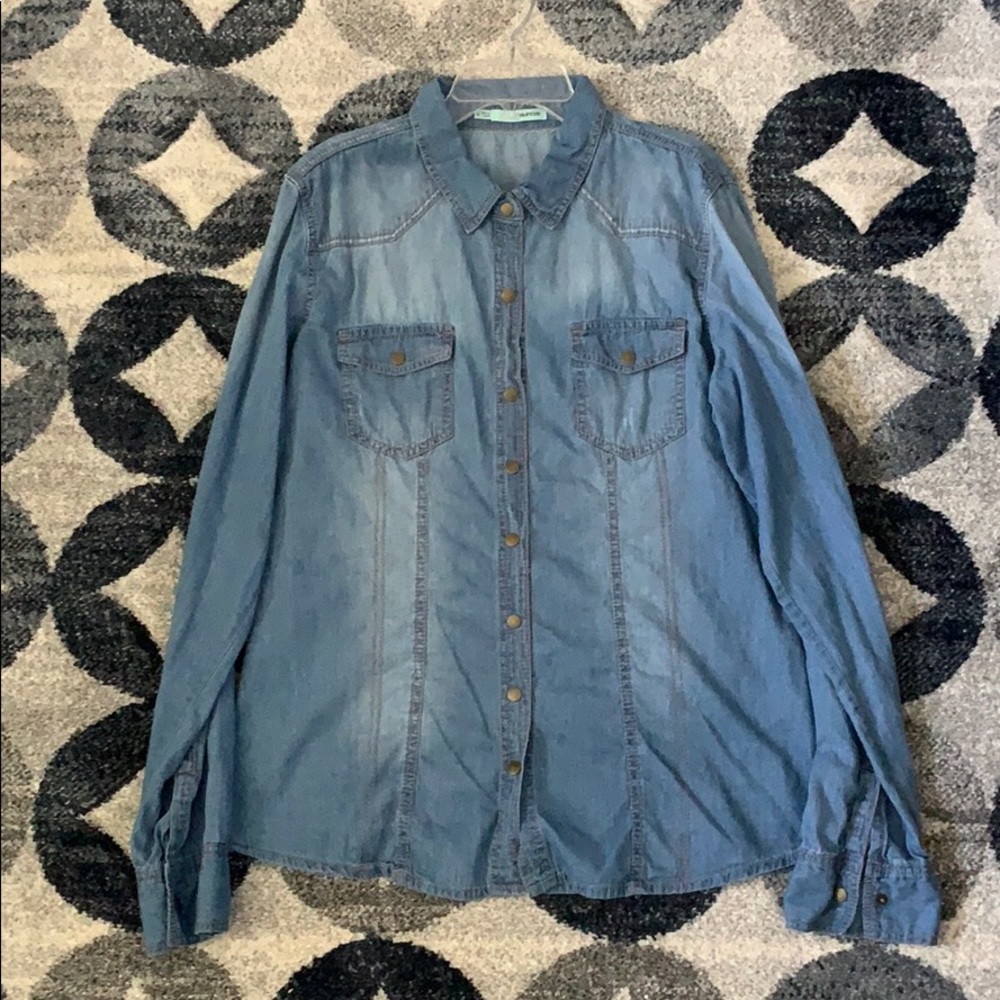 Denim long sleeve shirt